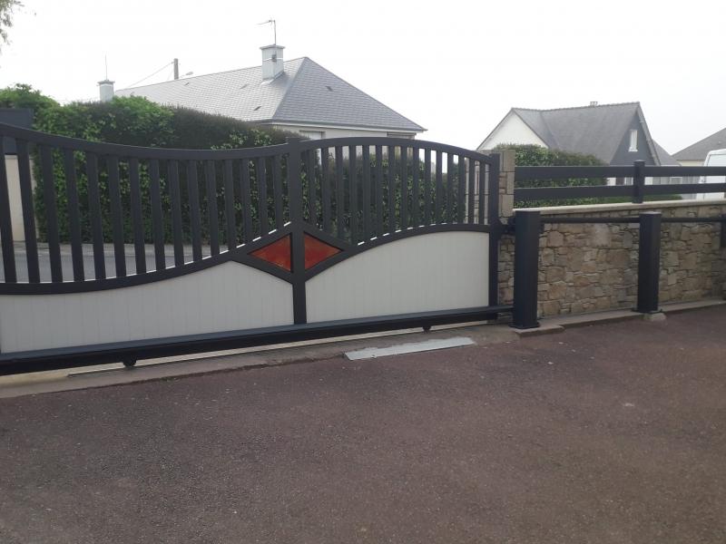 Réalisation peinture portail clôture Cherbourg - APRES