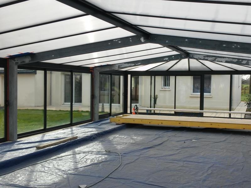 Relaquage peinture abri de piscine - AVANT