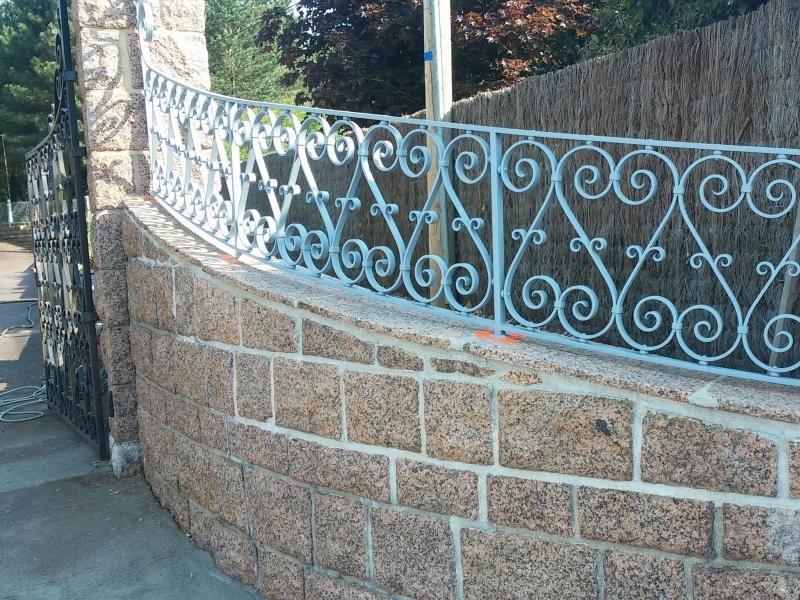 Rénovation peinture clôture fer forgé - AVANT