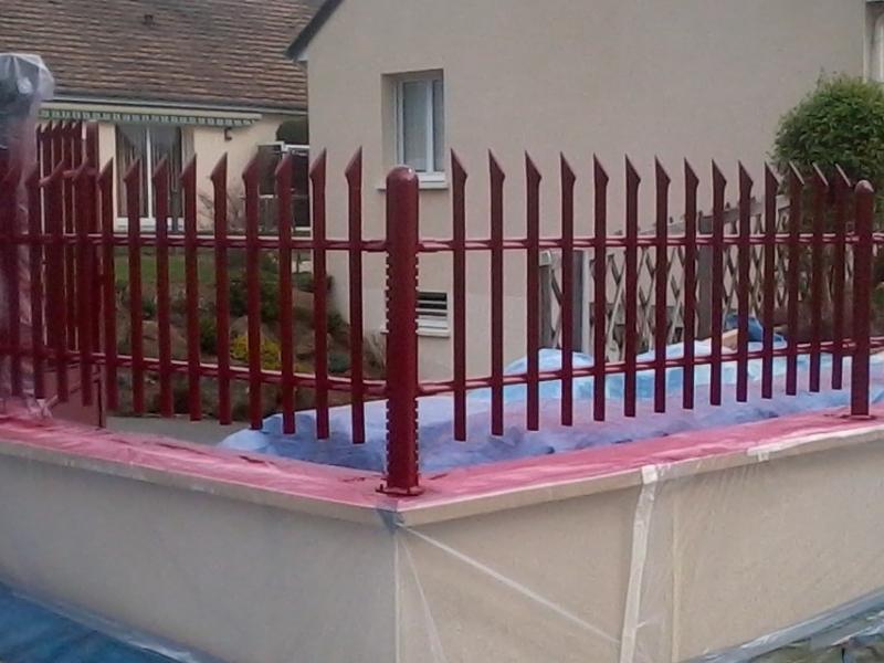 Rénovation peinture clôture maison