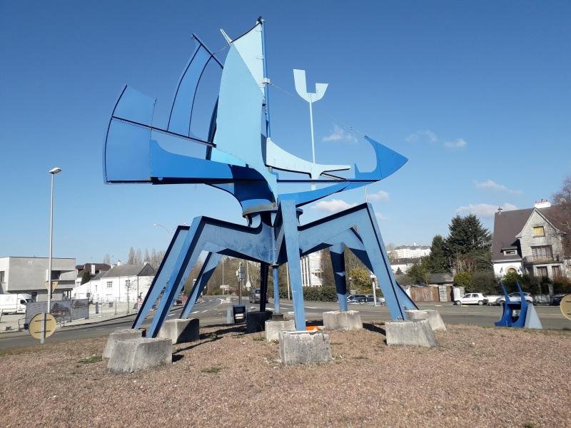 Rénovation peinture rond-point de l'Europe Mayenne - AVANT