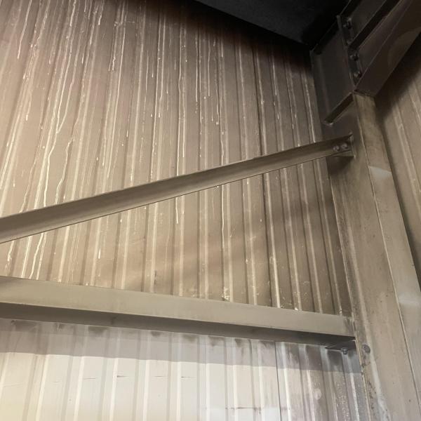 Charpente métallique après incendie