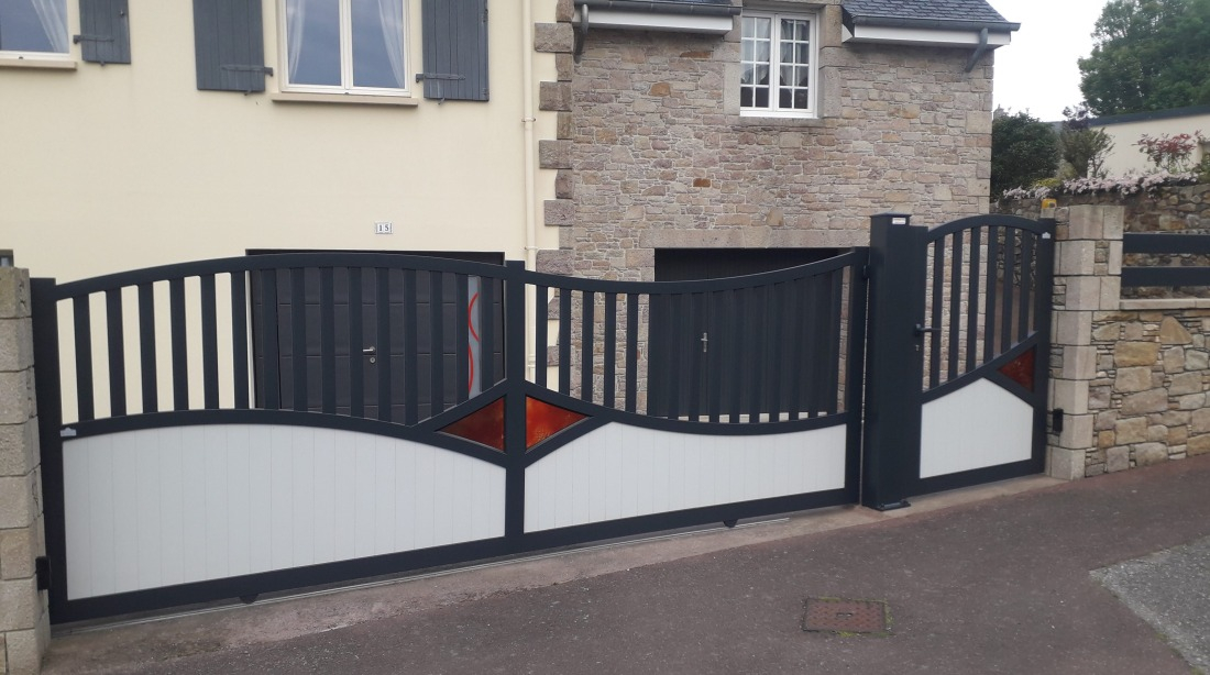 R&eacute;novation peinture portail - SDI Peinture